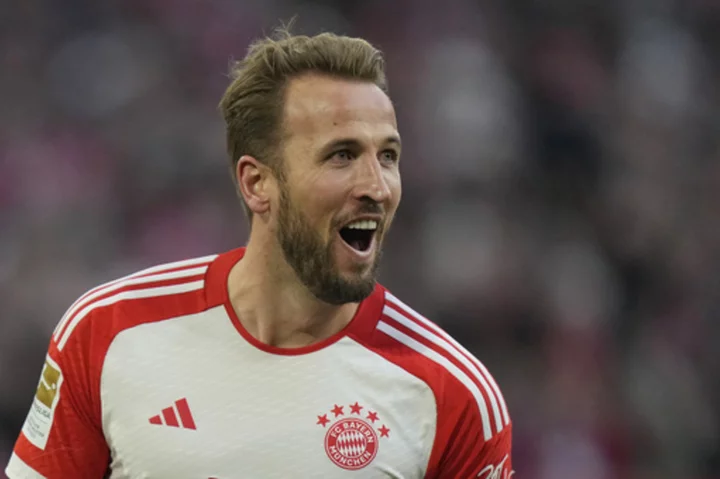 Harry Kane scores again as Bayern moves top of Bundesliga. Stuttgart beats Dortmund