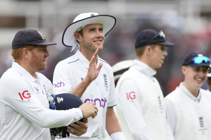 Broad hits 6 in last batting appearance but Australia reach 75-0 at lunch on day 4 of 5th Ashes test