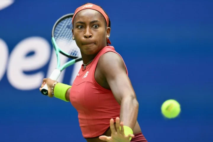 Gauff downs Andreeva, 16, to make US Open third round