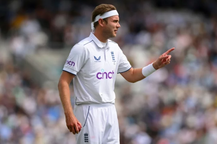 Broad retirement overshadows England charge in 5th Ashes Test