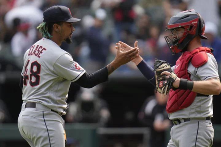 Gallagher gets key hit as Cleveland Guardians beat Chicago White Sox 3-1