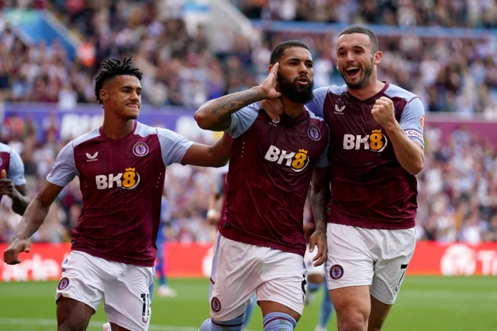 Aston Villa bounce back from opening league defeat to demolish dismal Everton