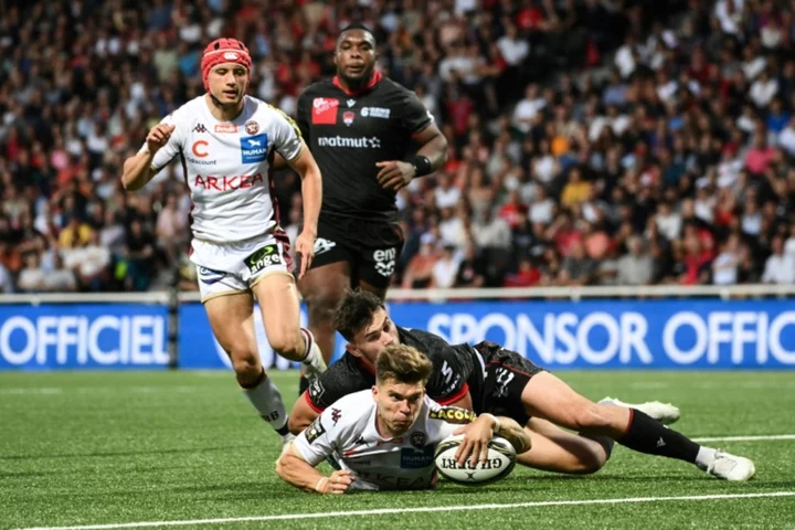 Tambwe double sends Bordeaux-Begles into Top 14 semis