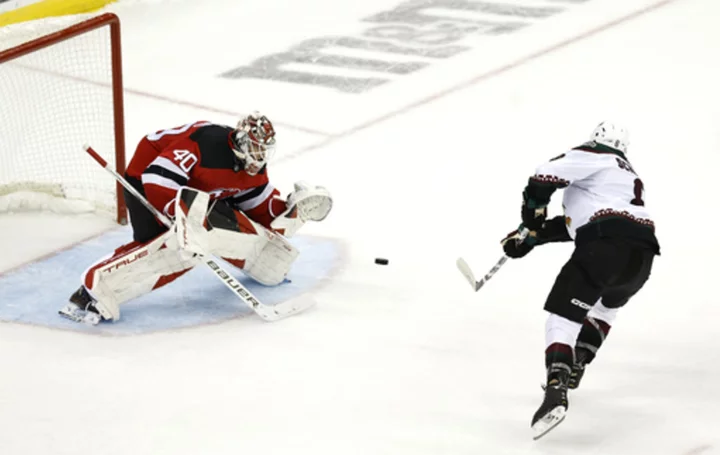 Bjugstad and Schmaltz score in shootout as Coyotes beat Devils 4-3