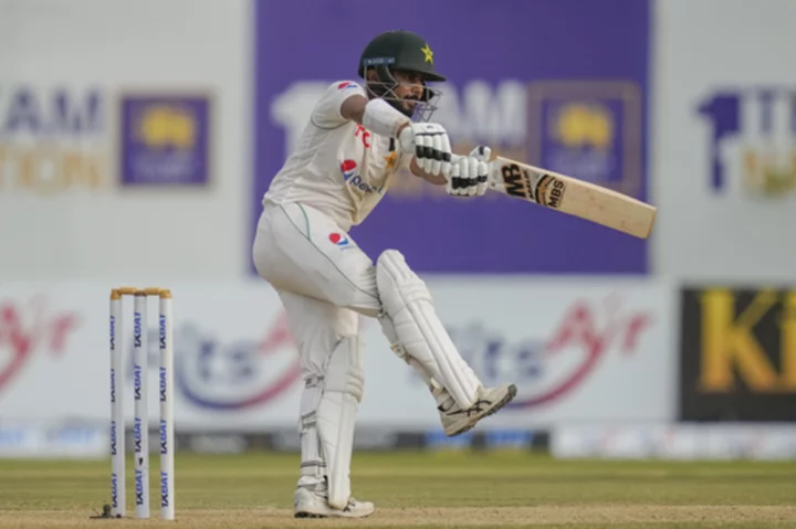 Shakeel's hundred helps Pakistan to first-innings lead in 1st cricket test against Sri Lanka