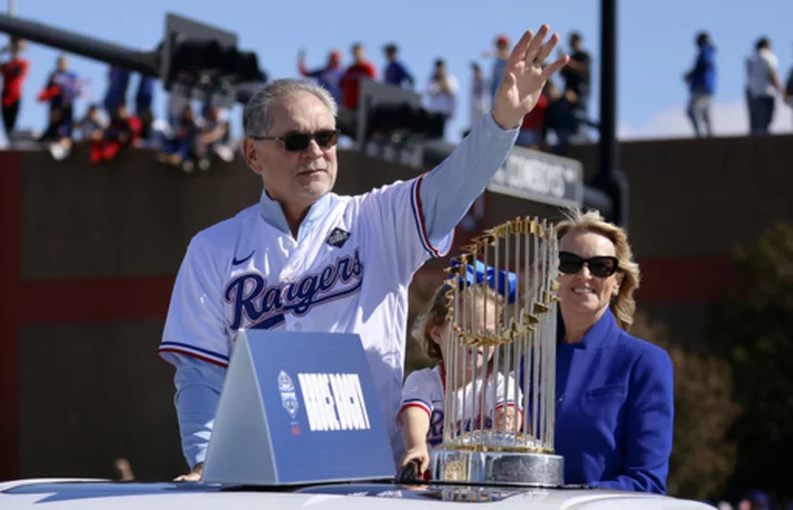 World Series champion Texas Rangers will return entire coaching staff next season