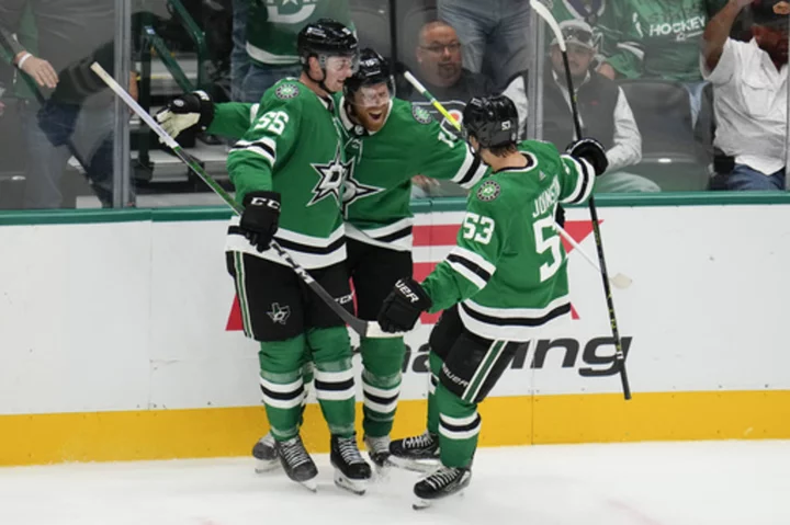 Pavelski's OT goal gives Stars 5-4 win after allowing 3 short-handed tallies to Flyers