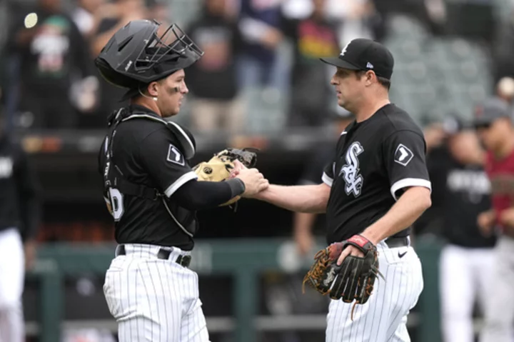 Arizona Diamondbacks lose 3-1 to the Chicago White Sox, delaying bid for an NL wild card