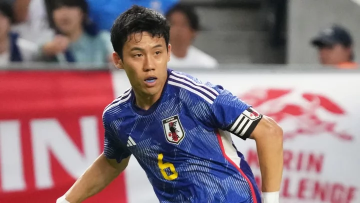 Liverpool confirm Wataru Endo signing