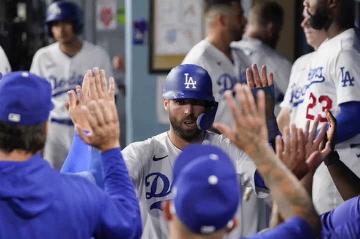 Betts hits career-high 36th homer and Dodgers pound out 16 hits in a 9-1 rout of Diamondbacks