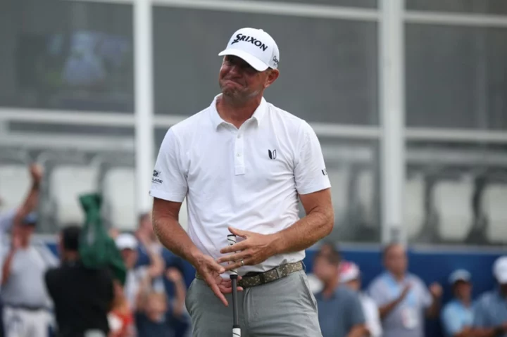 Glover wins PGA Wyndham title as Thomas, Scott miss playoffs