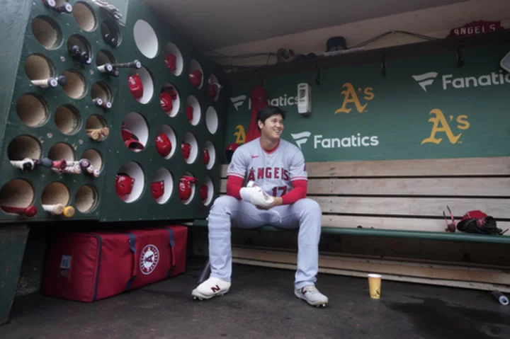 Shohei Ohtani is out of the lineup for 10th straight game due to oblique strain.