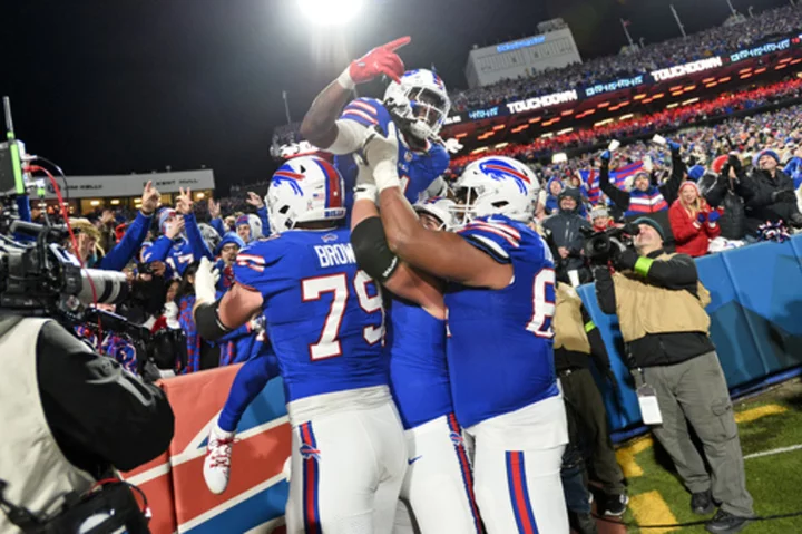 Allen and Bills offense reawaken in 32-6 rout of division rival Jets