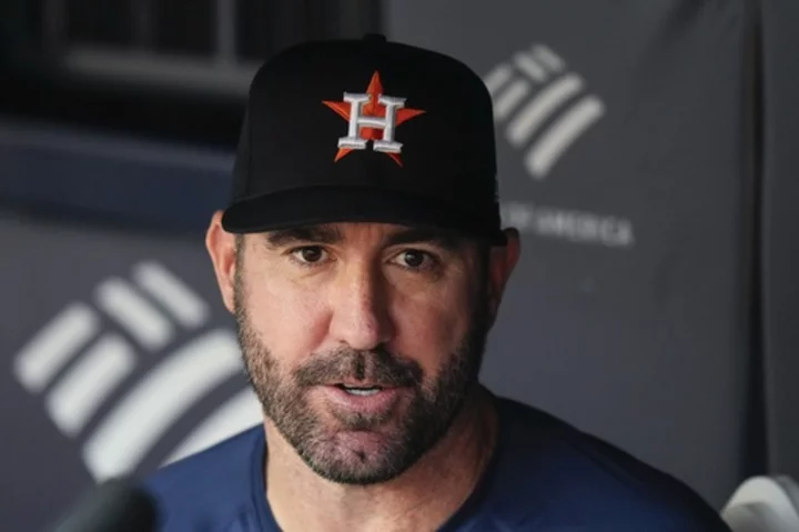 Verlander is back with the Astros after a 'whirlwind' few days following his trade from the Mets