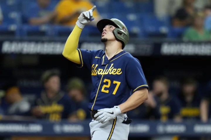 Brewers' Adames taken to hospital, heading to IL after getting hit by foul ball in dugout