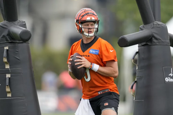 Bengals QB Joe Burrow says he's on track to play in Sunday's opener against Cleveland