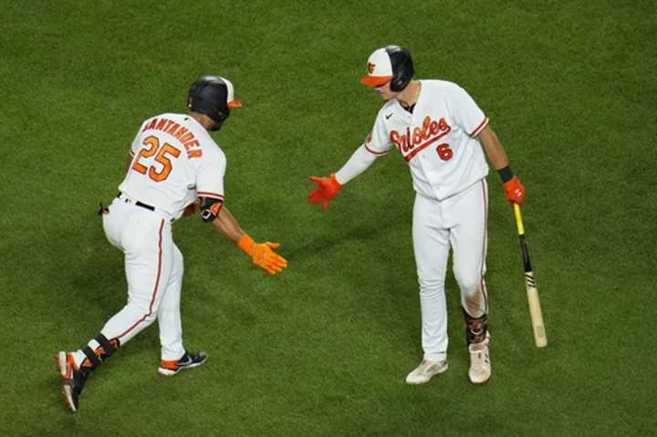 Anthony Santander hits 2 homers to back Dean Kremer as the Orioles beat the Blue Jays 7-0