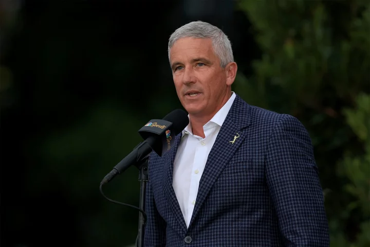 Surprise LIV Golf-PGA Marriage Risks Drawing Antitrust Scrutiny