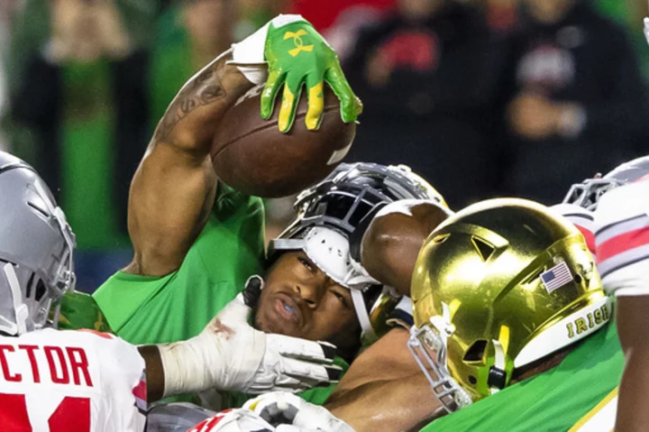 Frustrated Fighting Irish lament miscues that led to late loss against Buckeyes