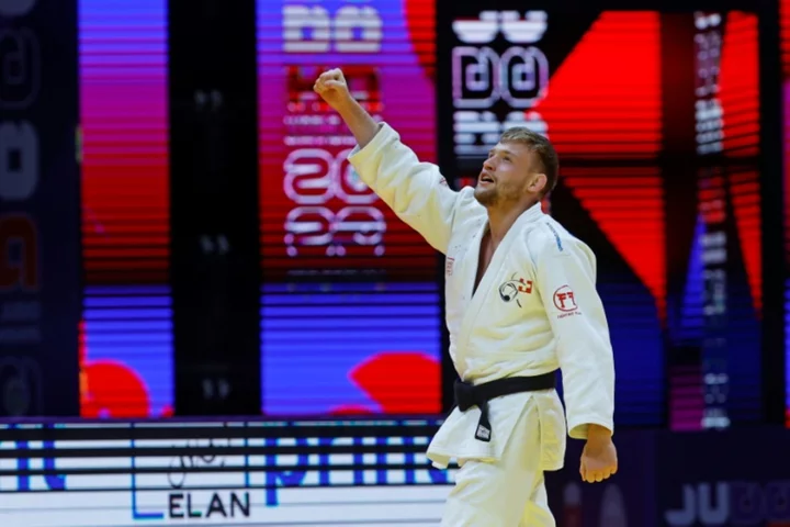 Stump lands historic world judo gold for Swiss