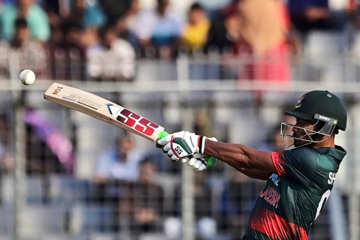 New Zealand bowl Bangladesh out for 171 in series decider