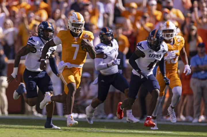 Milton leads No. 23 Tennessee in 45-14 win over UTSA