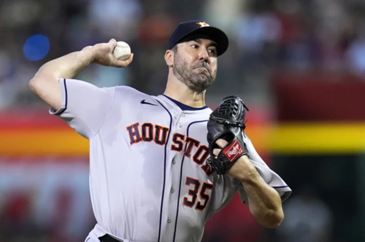 Verlander leads Astros over D-backs 1-0, and both teams clinch postseason spots