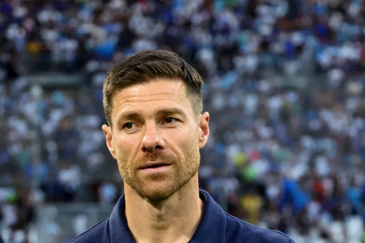 Xabi Alonso extends deal at Leverkusen to 2026