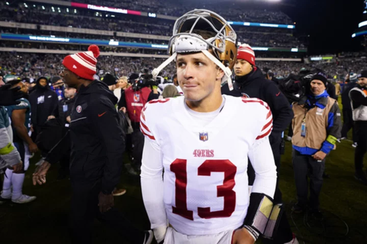 NFL approves emergency 3rd QB after 49ers' injury woes in NFC title game