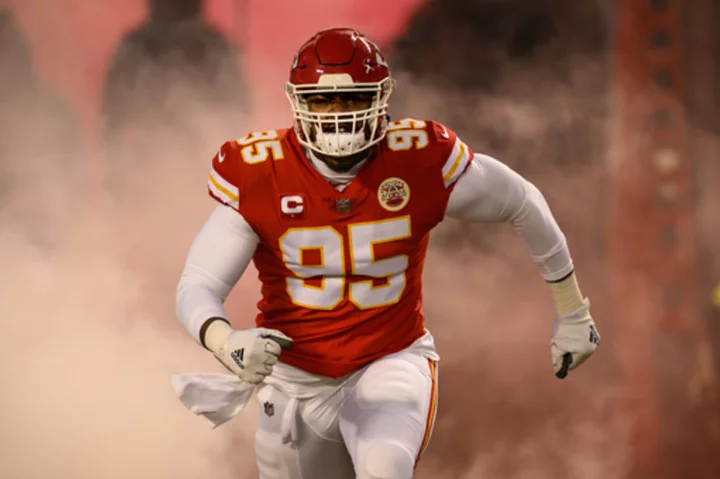 Chiefs' Chris Jones: 'I would change it' if given another chance to avoid a holdout