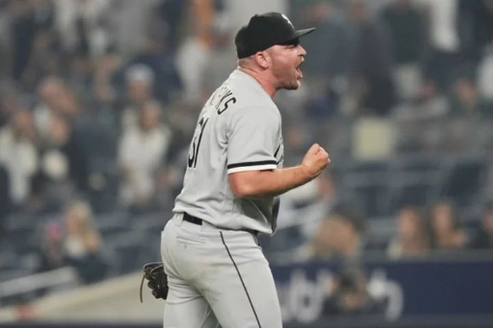 Hendriks gets first save since cancer as Giolito, White Sox top Yankees