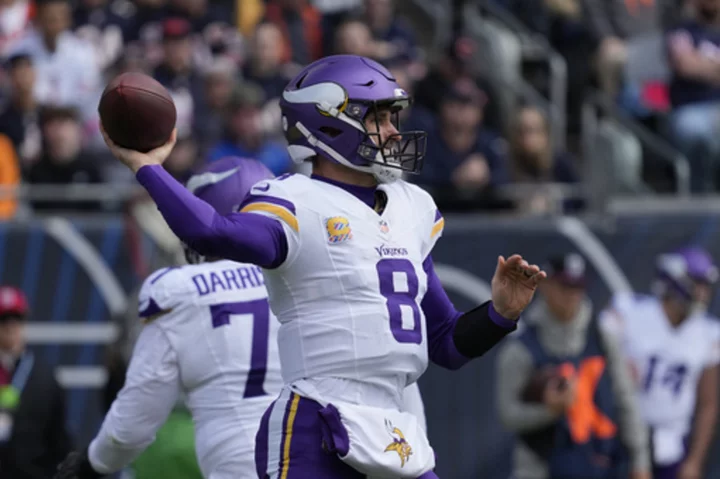 Cousins, Hicks lead way as Vikings knock out Fields, beat Bears 19-13