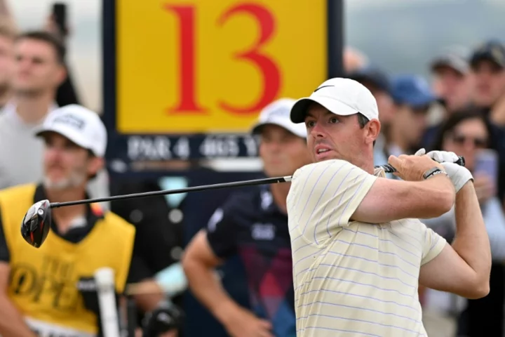 McIlroy birdies last hole to win Scottish Open