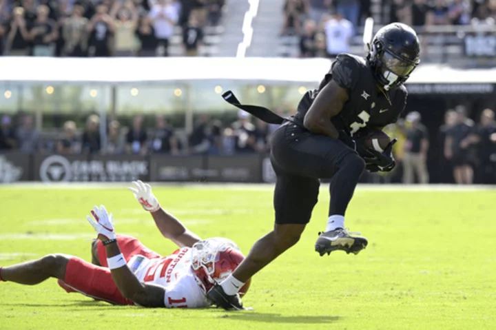 UCF extends bowl streak, powers past Houston 27-13