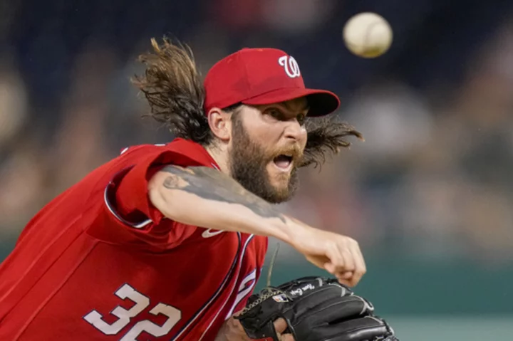 Meneses' 3-run HR highlights a 4-run eighth inning as the Nationals rally to beat the Rockies 6-5