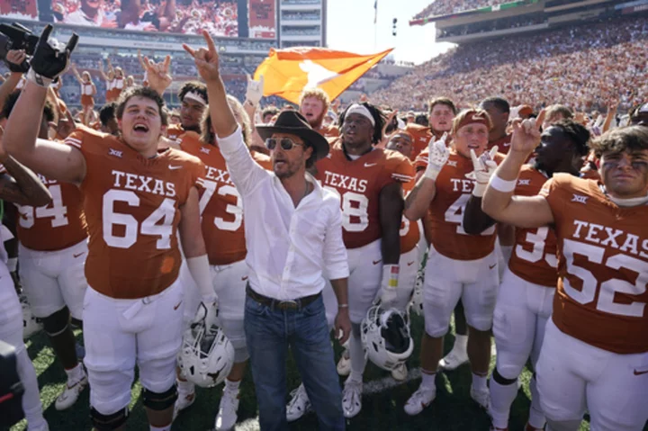 No. 7 Texas still has CFP hopes going into final Big 12 meeting at struggling TCU