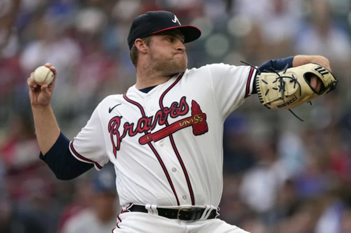 Albies drives in winning run in 9th as Braves beat Dodgers 4-3, avoid sweep