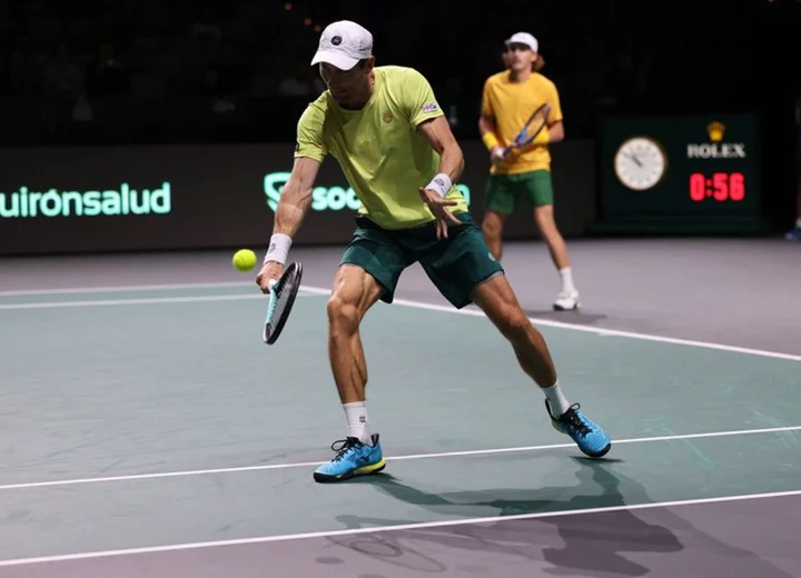 Tennis-Gutsy Australia see off Czechs to make Davis Cup semi-finals