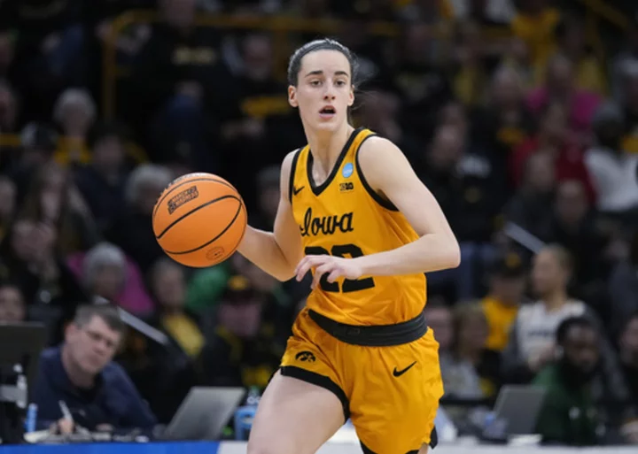 Caitlin Clark of Iowa wins Sullivan Award as the nation's top collegiate athlete