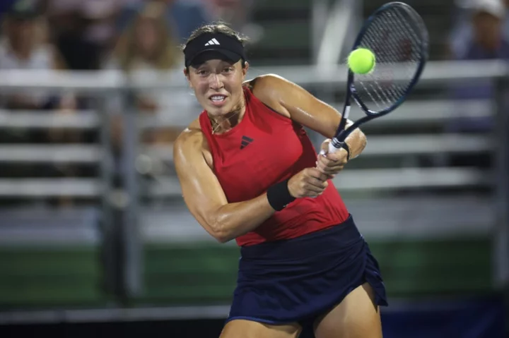 Pegula upsets Sabalenka in WTA Finals