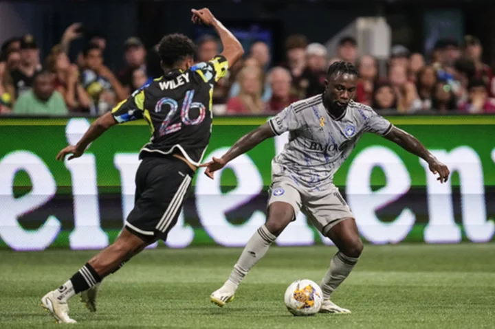 Almada leads Atlanta United into postseason with 4-1 victory over Montreal