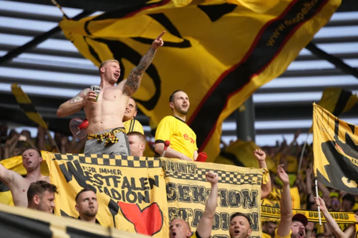 MATCHDAY: Dortmund, Bayern vie for Bundesliga title; PSG can clinch record 11th French crown