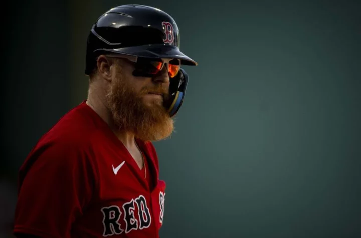 Red Sox star plans to play through injury in midst of playoff push