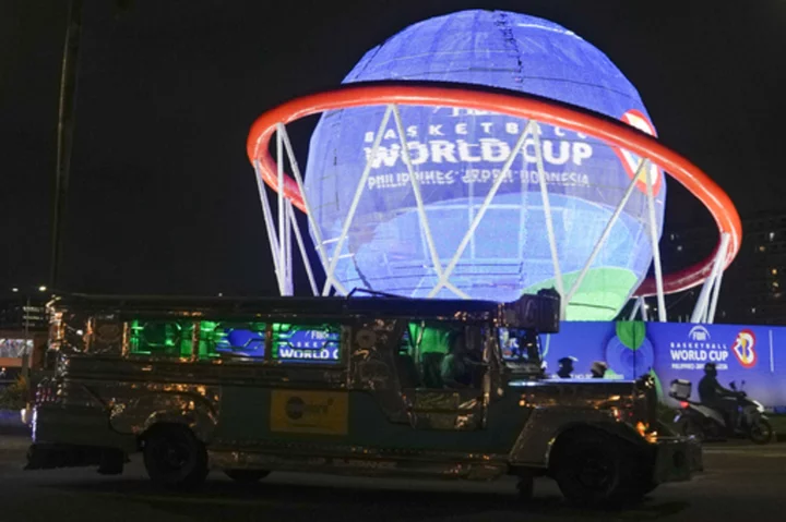 USA Basketball team gets its first look at World Cup venue