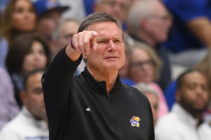 Kansas coach Bill Self signs richest college basketball contract ever given by a public university