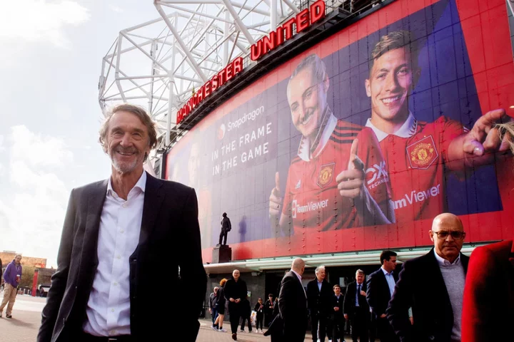 Sir Jim Ratcliffe closing in on deal to become minority shareholder at Man Utd