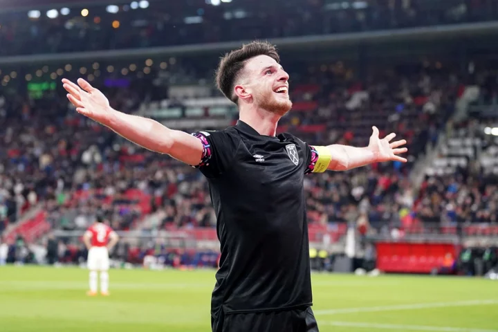 Arsenal table club-record bid for West Ham captain Declan Rice