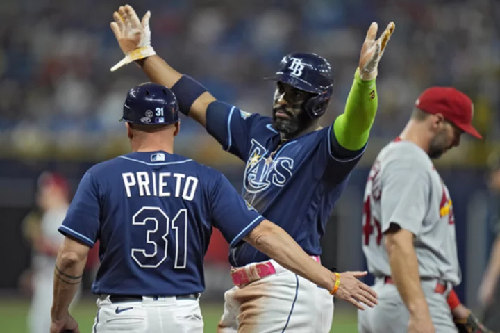 Díaz, Lowe, Arozarena deliver run-scoring hits in 3-run 8th innings as Rays beat Cardinals 4-2