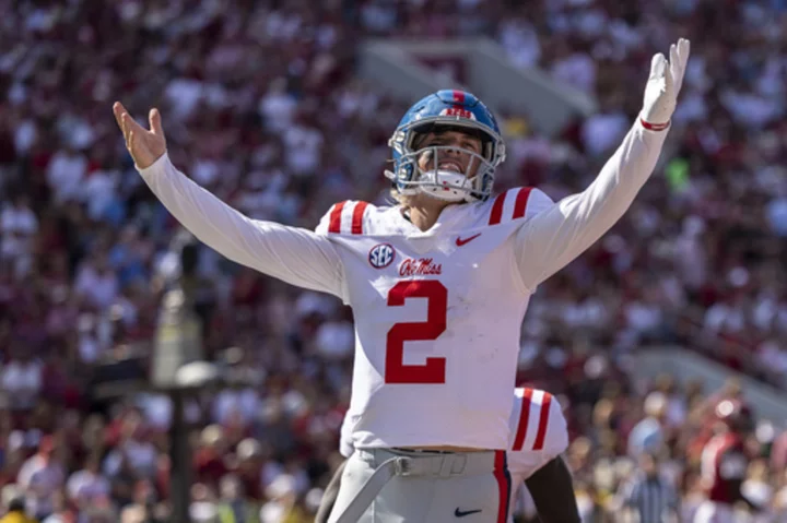 No. 13 LSU visits 20th-ranked Ole Miss in SEC West matchup