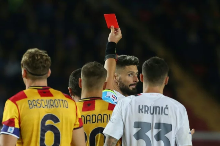 Giroud sent off as Milan blow two-goal lead